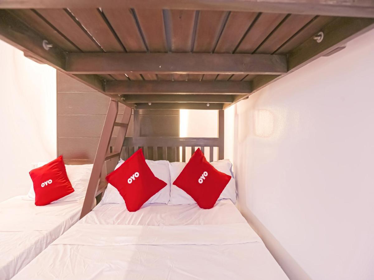 Oyo 759 Royal South Garden Suites Tagaytay City Εξωτερικό φωτογραφία