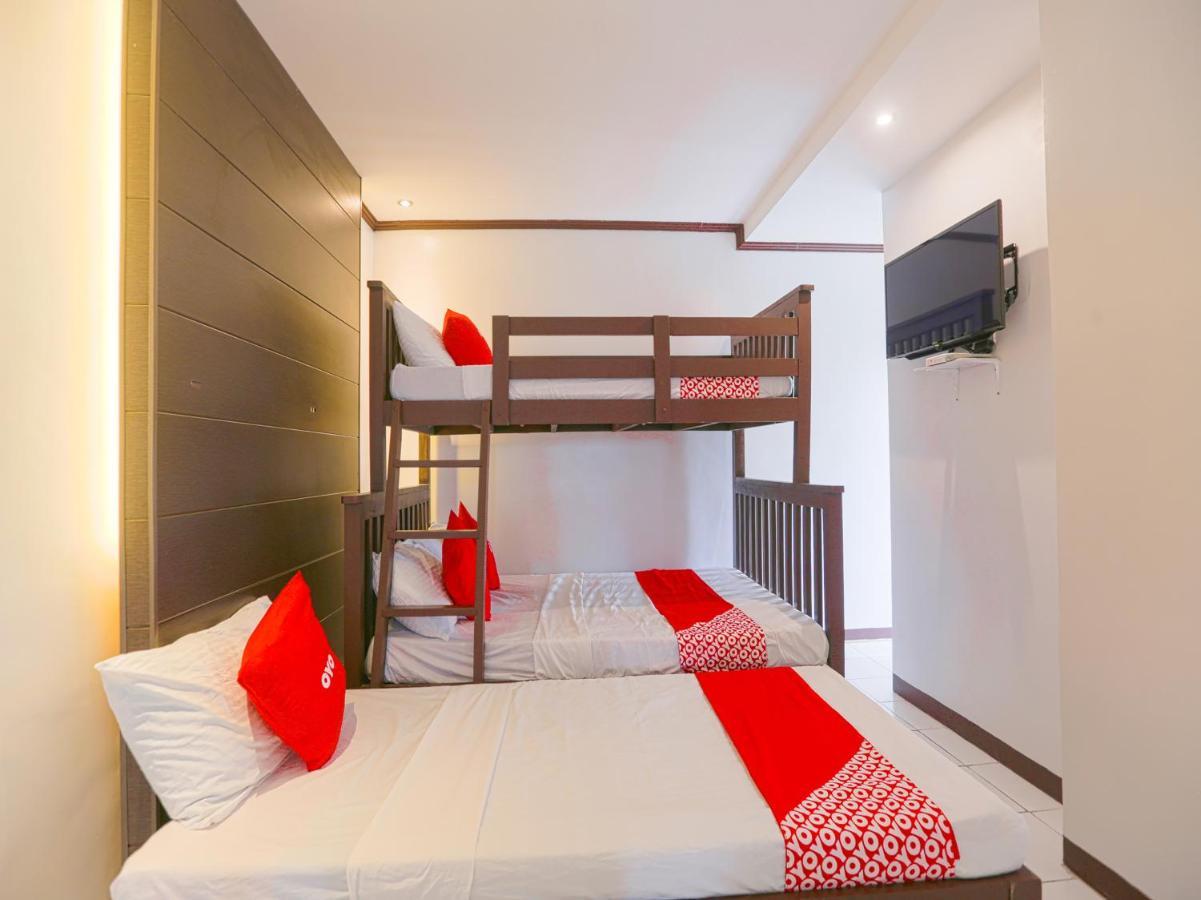 Oyo 759 Royal South Garden Suites Tagaytay City Εξωτερικό φωτογραφία