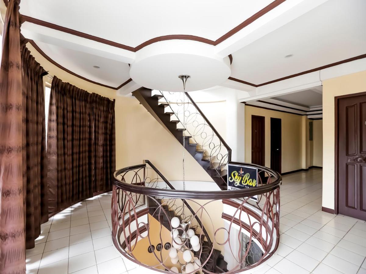 Oyo 759 Royal South Garden Suites Tagaytay City Εξωτερικό φωτογραφία
