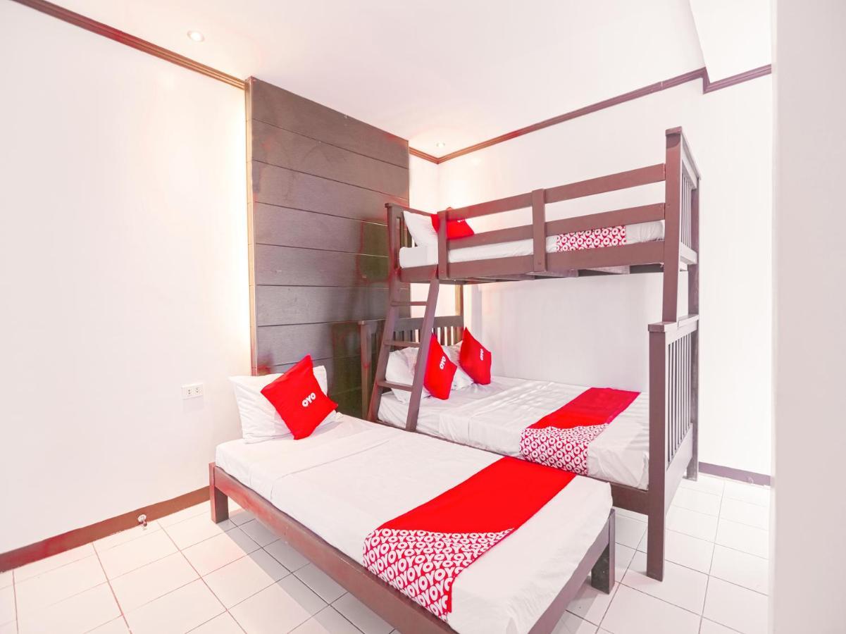 Oyo 759 Royal South Garden Suites Tagaytay City Εξωτερικό φωτογραφία