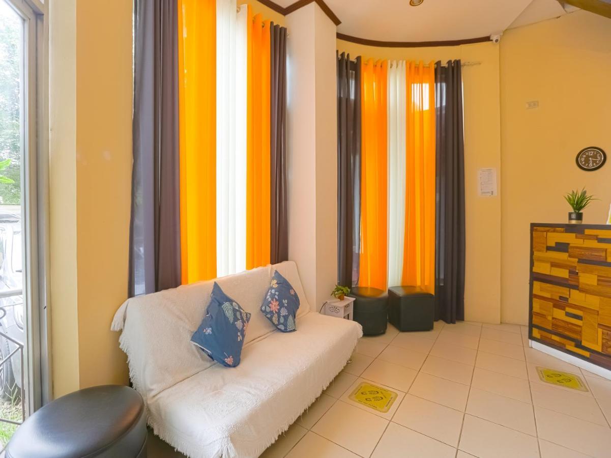 Oyo 759 Royal South Garden Suites Tagaytay City Εξωτερικό φωτογραφία