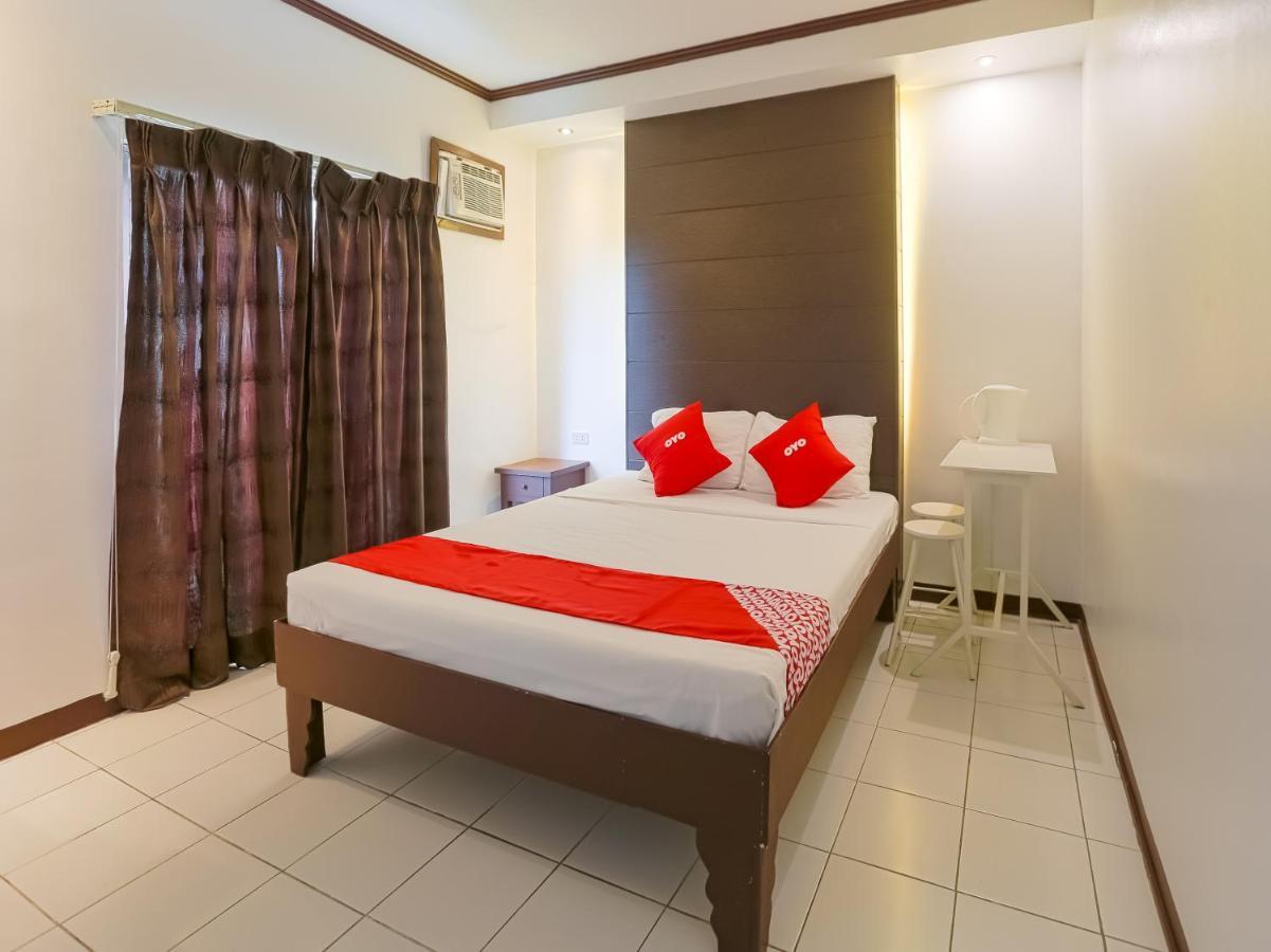 Oyo 759 Royal South Garden Suites Tagaytay City Εξωτερικό φωτογραφία